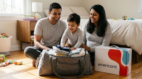 Couple watching toddler pack bag aa95b0bf9e